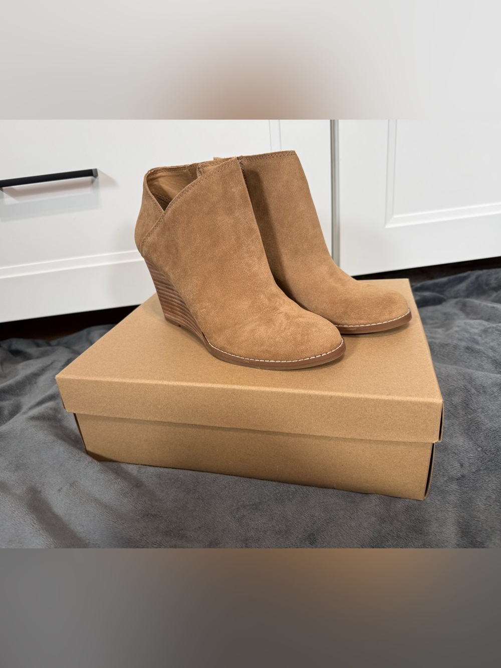 Lucky Brand Tan Suede Wedge Booties
